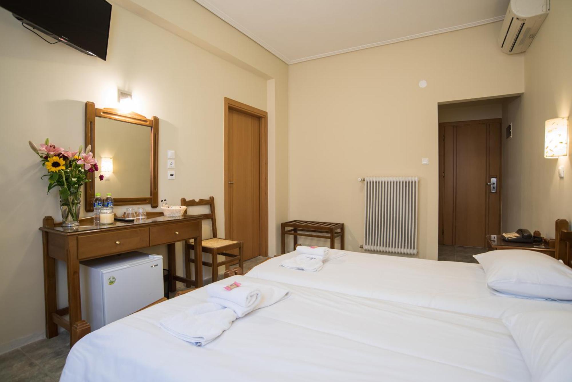 Tholos Hotel デルポイ エクステリア 写真