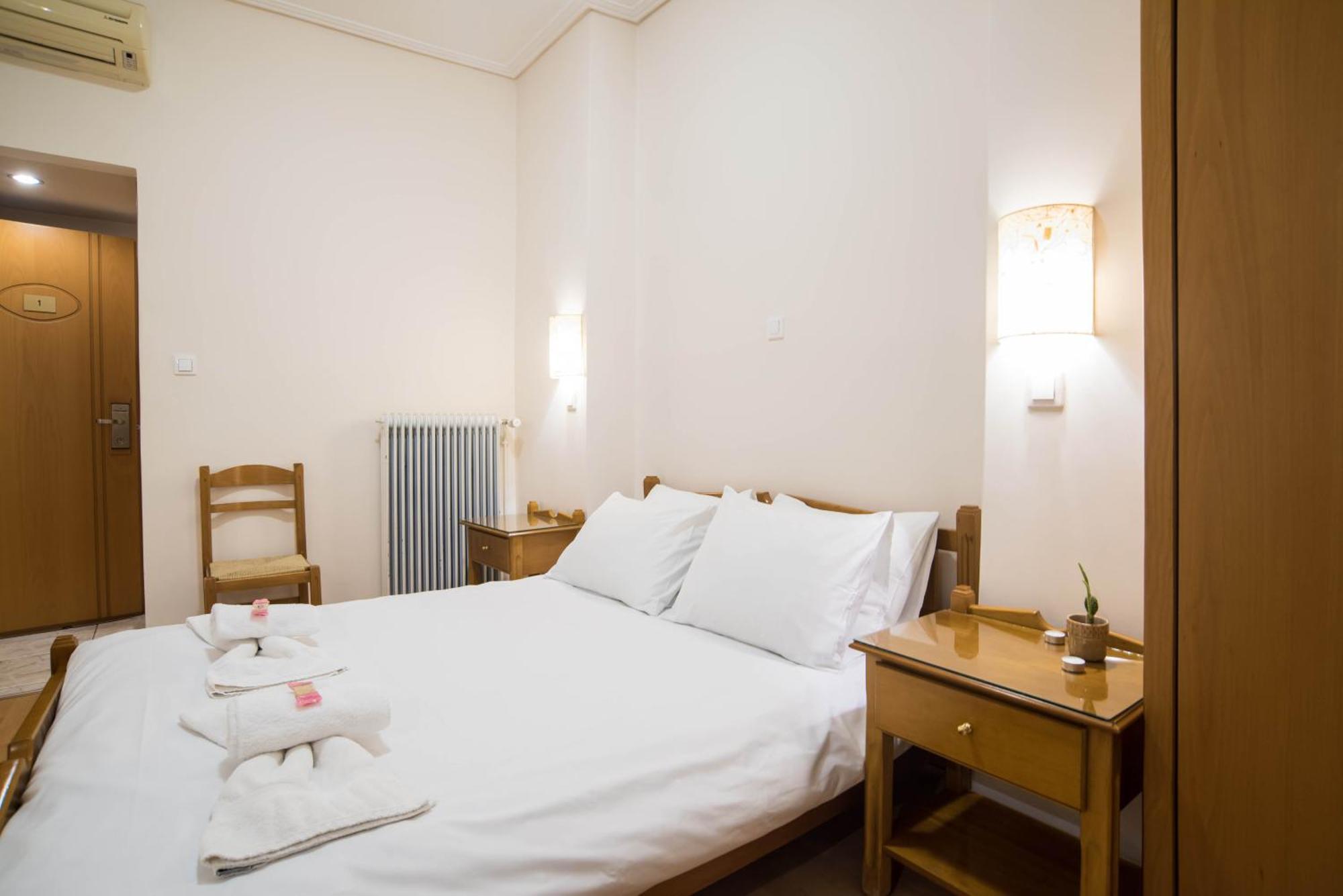 Tholos Hotel デルポイ エクステリア 写真