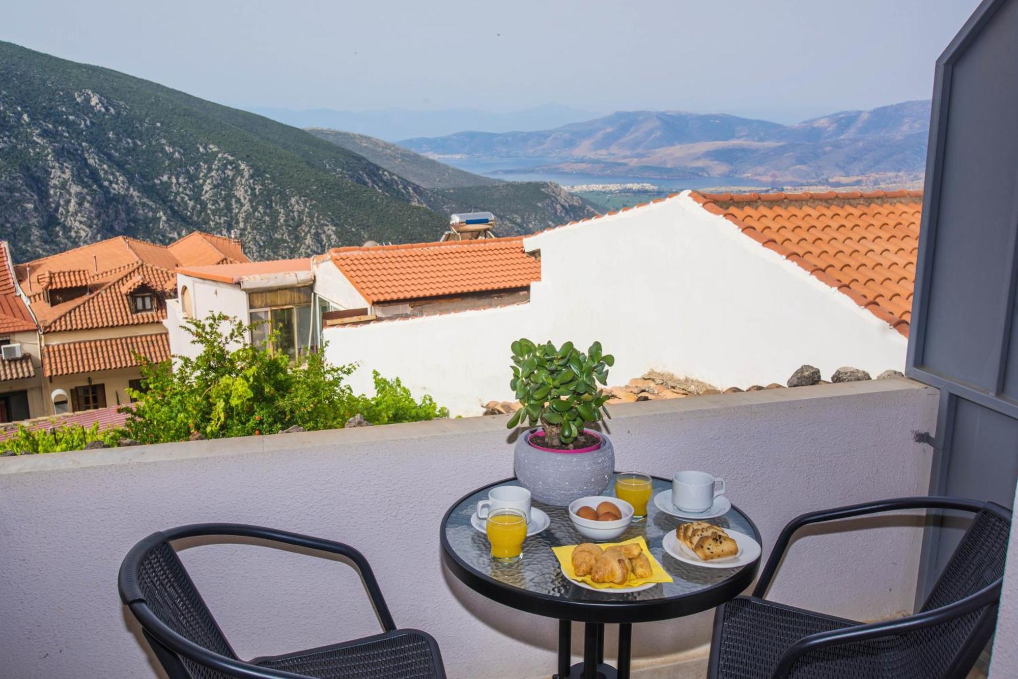 Tholos Hotel デルポイ エクステリア 写真